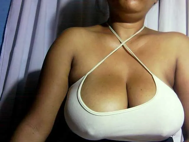 Live sex webcam photo for MIRANDAW #290809249