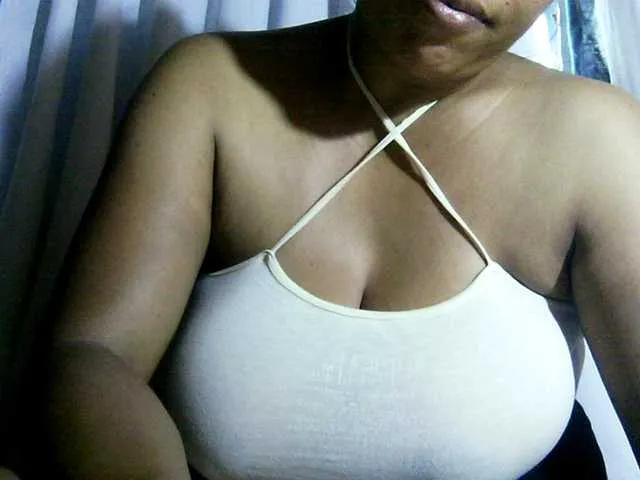 Live sex webcam photo for MIRANDAW #290868573