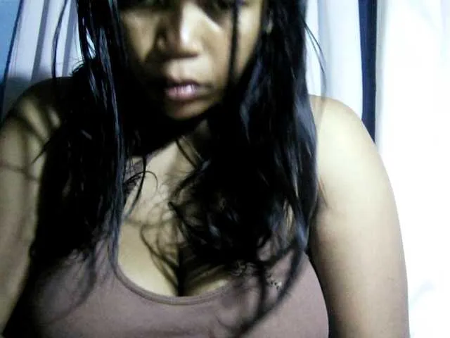 Live sex webcam photo for MIRANDAW #290939892