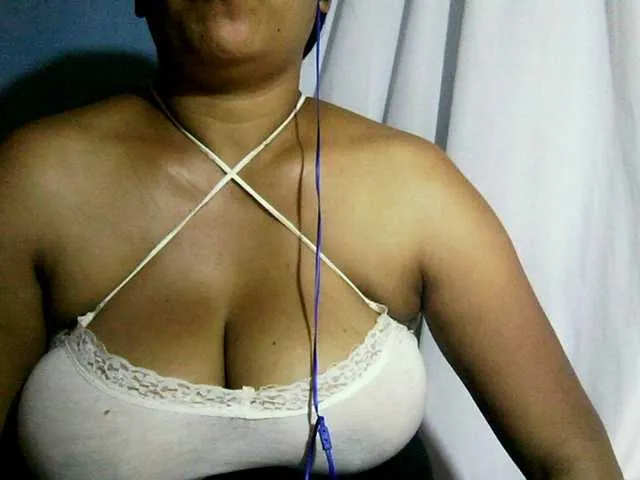 Live sex webcam photo for MIRANDAW #290950942