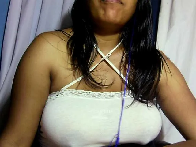 Live sex webcam photo for MIRANDAW #290956558