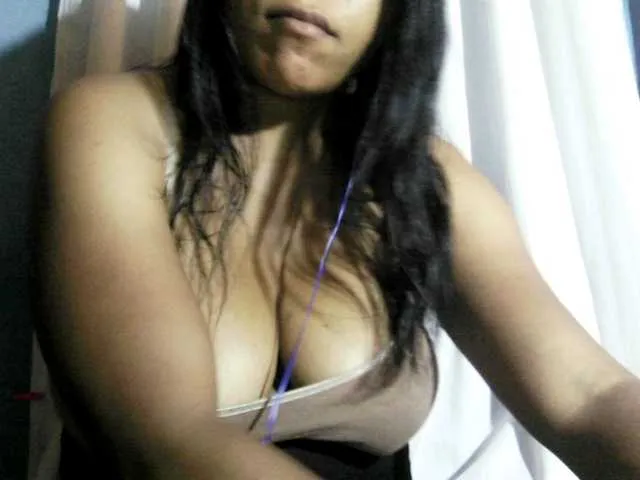 Live sex webcam photo for MIRANDAW #291014485