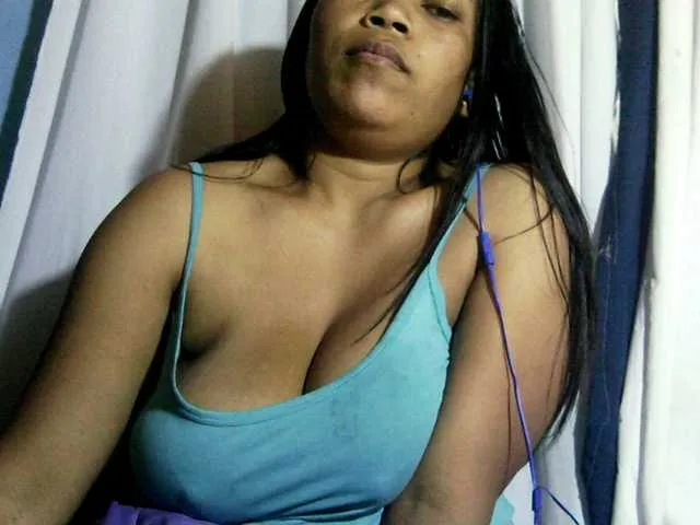 Live sex webcam photo for MIRANDAW #291487295