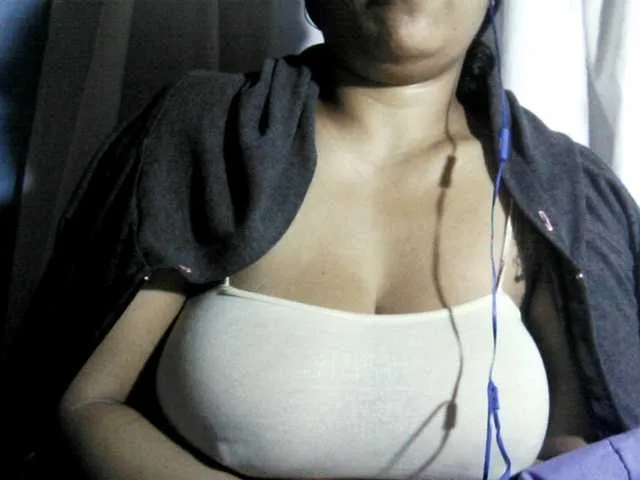 Live sex webcam photo for MIRANDAW #291694980