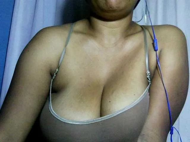 Live sex webcam photo for MIRANDAW #291810216