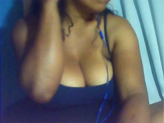 Live sex webcam photo for MIRANDAW #292019912