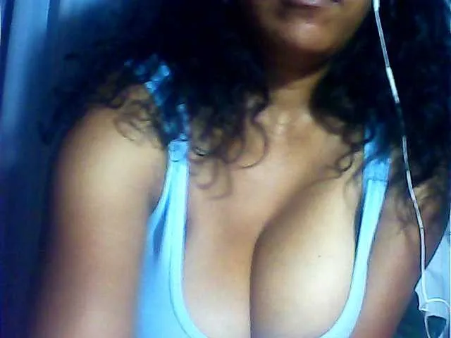 Live sex webcam photo for MIRANDAW #292216849