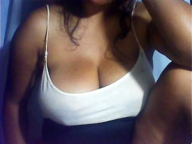 Live sex webcam photo for MIRANDAW #292281161