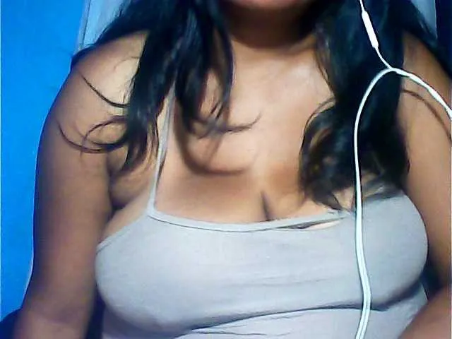 Live sex webcam photo for MIRANDAW #293594286