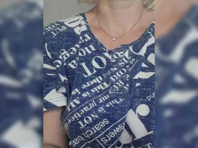 Live sex webcam photo for MOON37x #291921211