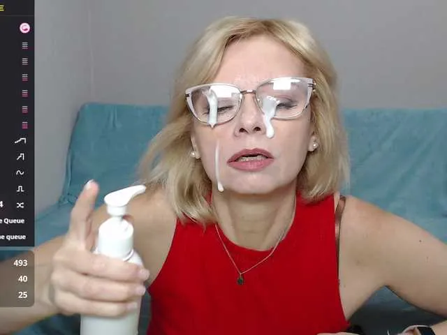 Live sex webcam photo for MOON37x #292136192