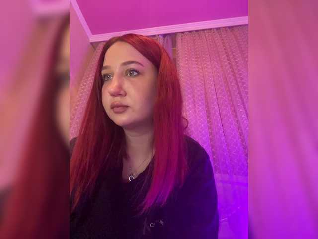 Live sex webcam photo for Maaargo #290890946