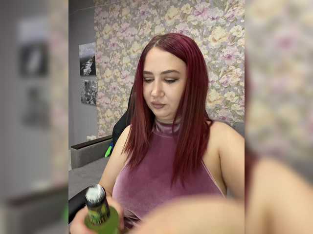 Live sex webcam photo for Maaargo #291147052