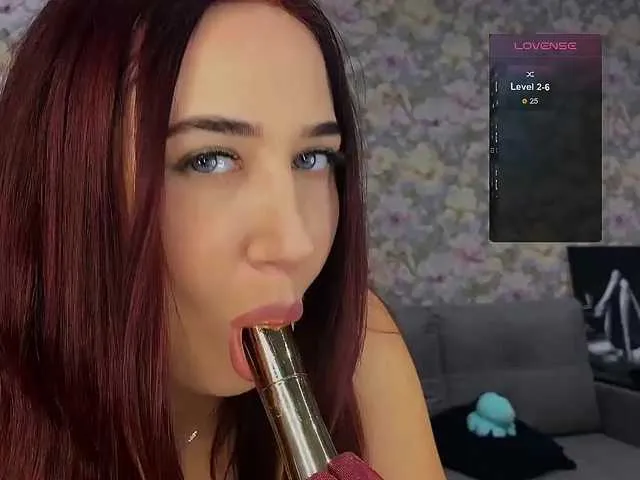 Live sex webcam photo for Maaargo #292249580