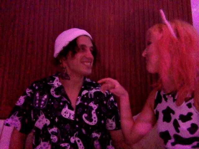 Live sex webcam photo for Maaximilliaan #276043689