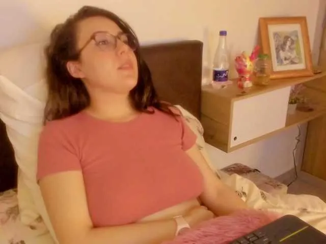 Live sex webcam photo for MabyMoon #277628973