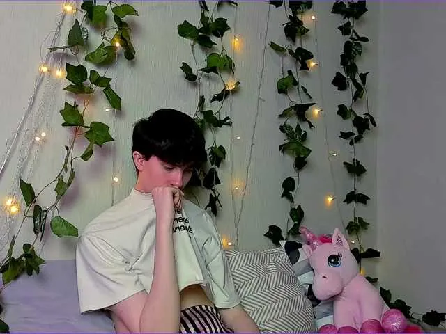 Live sex webcam photo for Macallani #275671436