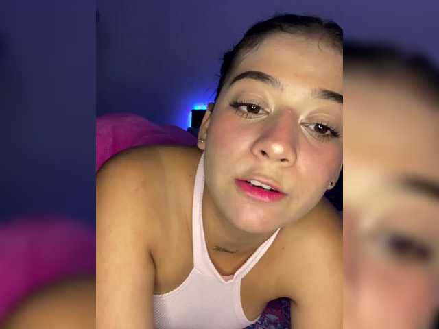 Live sex webcam photo for Mackencie2sexy #278254891