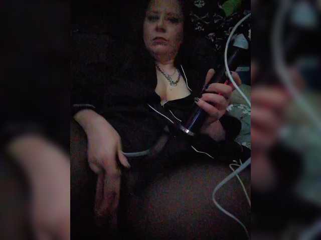 Live sex webcam photo for MadCrystal #290427047