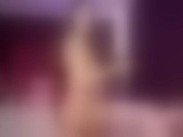 Live sex webcam photo for MadamDiamond #293983392