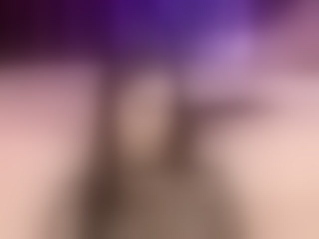 Live sex webcam photo for MadamDiamond #294089855