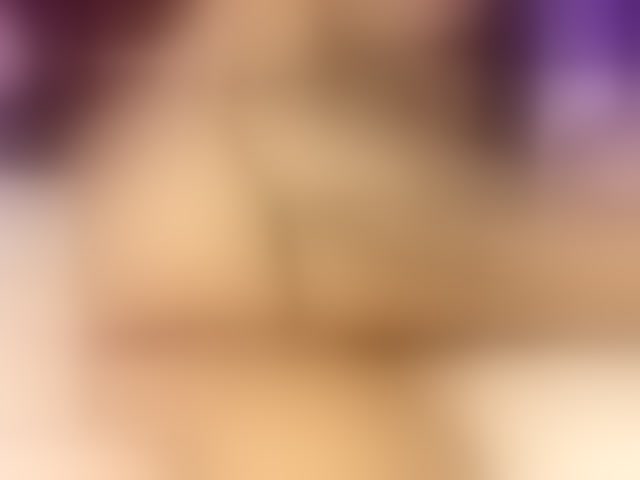 Live sex webcam photo for MadamDiamond #294181310