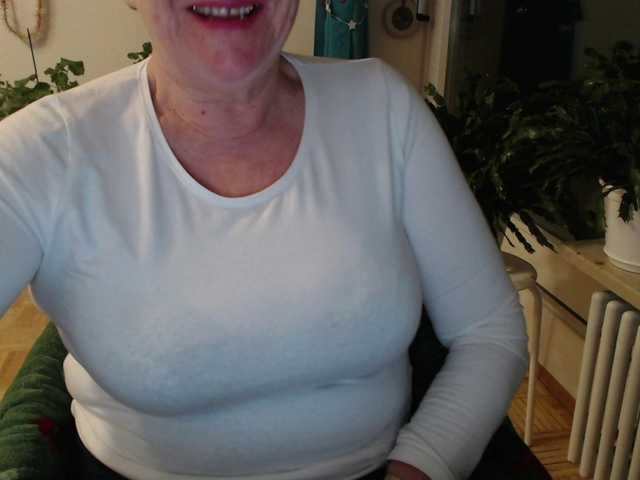 Live sex webcam photo for MadamSG #276930643