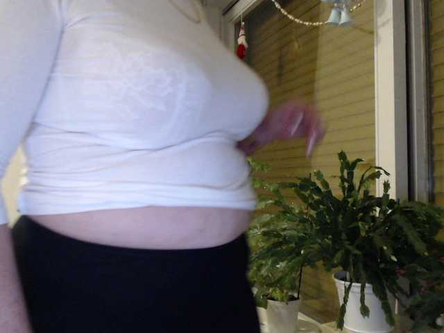 Live sex webcam photo for MadamSG #276984084