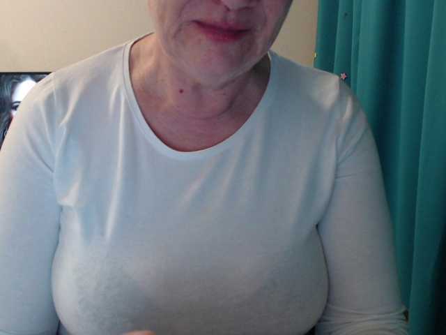 Live sex webcam photo for MadamSG #277107080