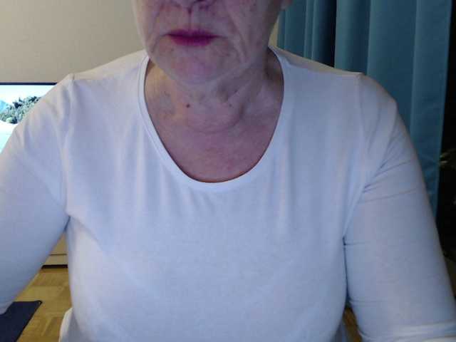 Live sex webcam photo for MadamSG #277160525