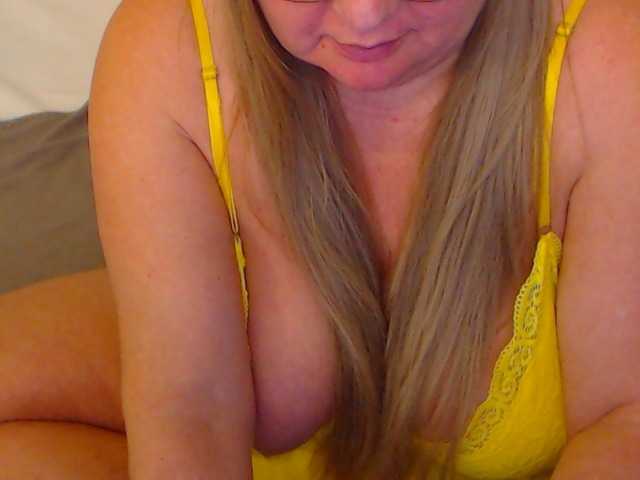 Live sex webcam photo for MadameLeona #277322165