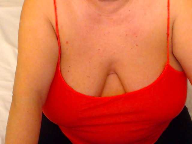 Live sex webcam photo for MadameLeona #277826927