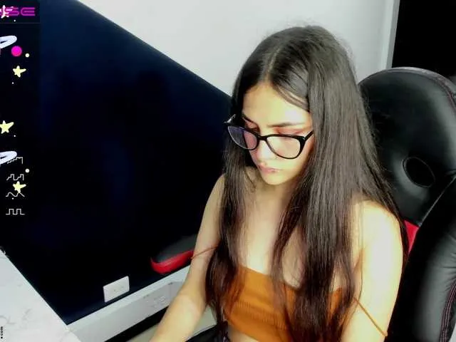 Live sex webcam photo for Maddie-cd #274020794