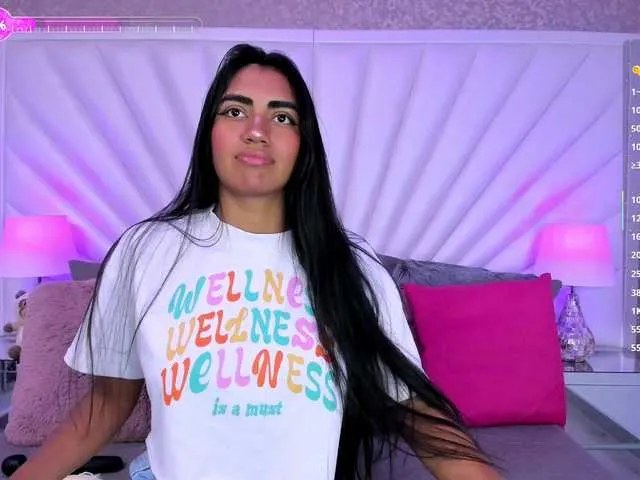 Live sex webcam photo for MaddieKurst #290936840