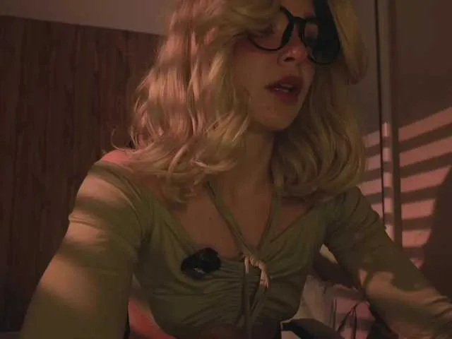 Live sex webcam photo for Maddison #292232650