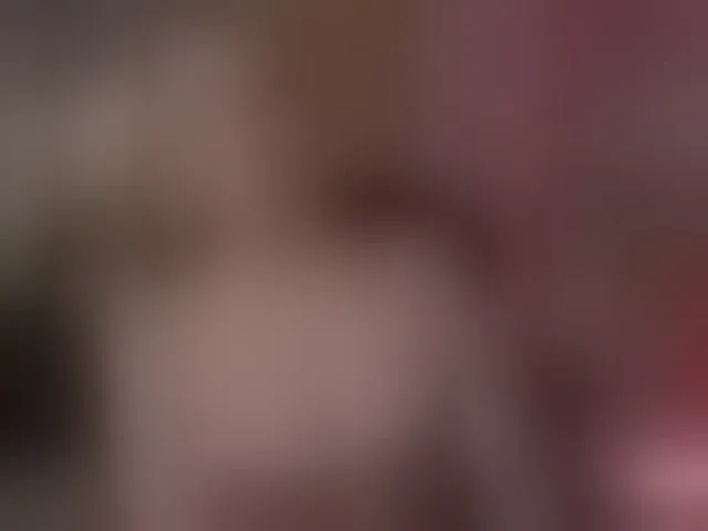 Live sex webcam photo for MaddisonCollins #293078265
