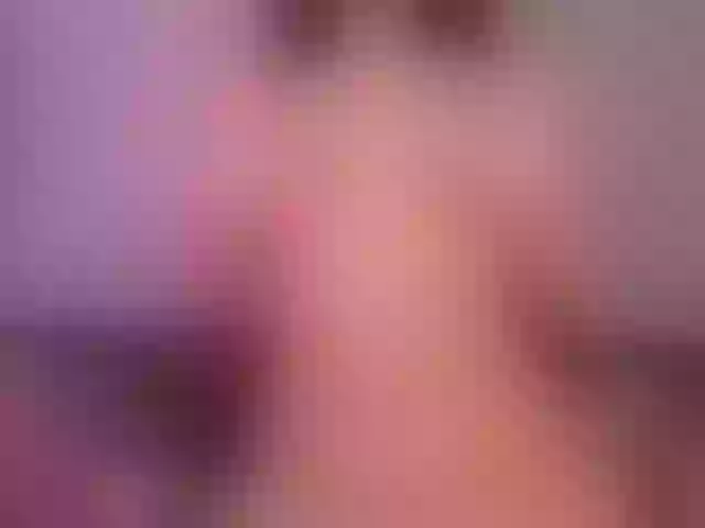 Live sex webcam photo for MaddisonLowe #290345518
