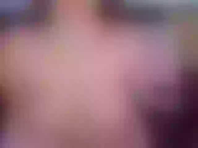 Live sex webcam photo for MaddisonLowe #291223527