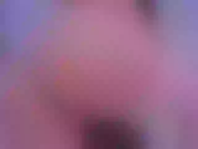 Live sex webcam photo for MaddisonLowe #291586956