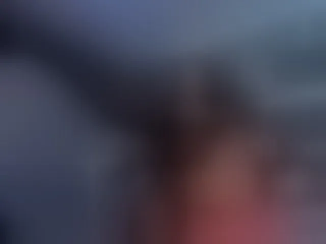 Live sex webcam photo for MaddisonLowe #293818503