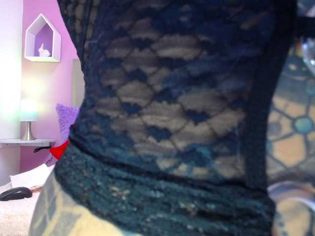 Live sex webcam photo for MaddisonWelch #288023977