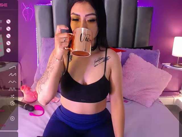 Live sex webcam photo for MaddisonWelch #288024029