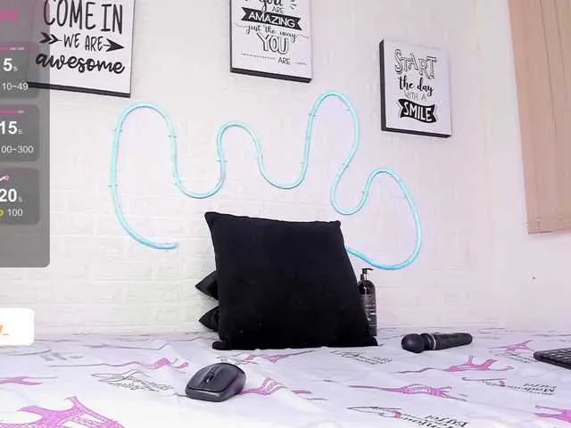 Live sex webcam photo for MaddisonWelch #288994717