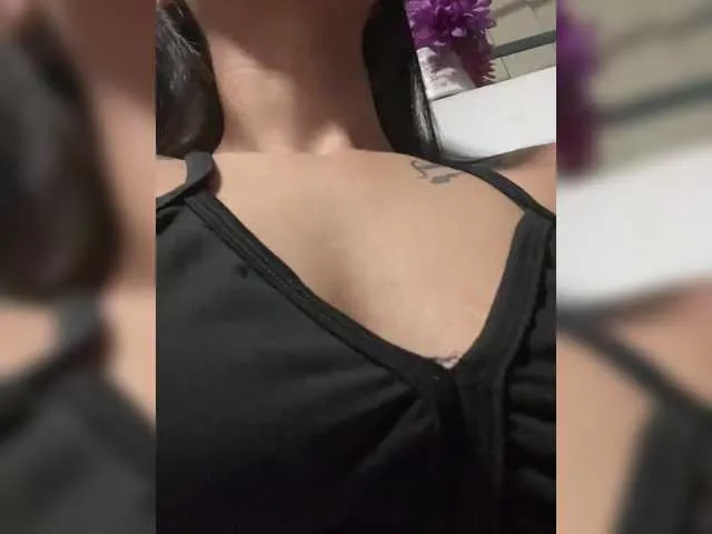 Live sex webcam photo for MaddisonWelch #291172513