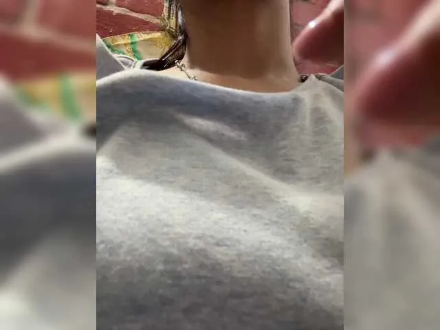 Live sex webcam photo for MaddisonWelch #291235572