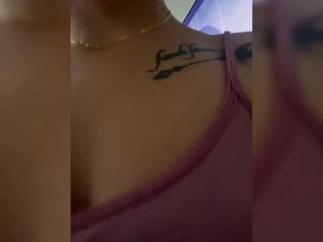 Live sex webcam photo for MaddisonWelch #291590237