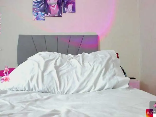 Live sex webcam photo for Maddy- #278056052