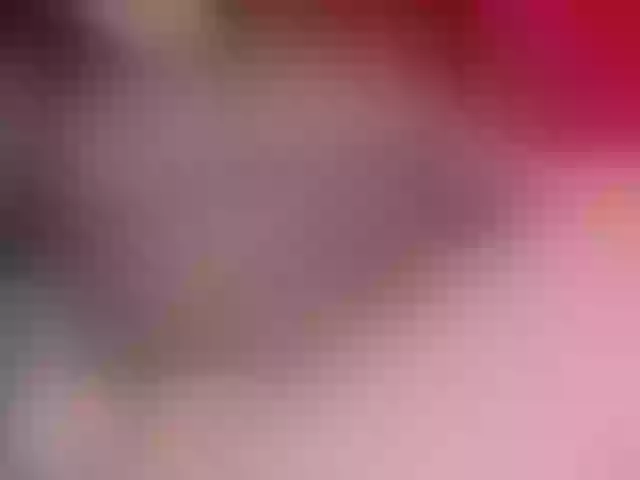 Live sex webcam photo for MaddyLennon #272332528