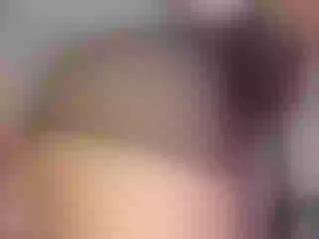 Live sex webcam photo for MaddyLennon #275480354
