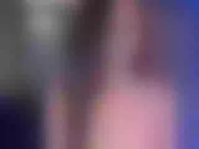 Live sex webcam photo for MaddyOwens #291318972